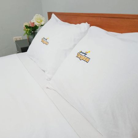 Tengana Hospedaje Y Tours ตาราโปโต ภายนอก รูปภาพ